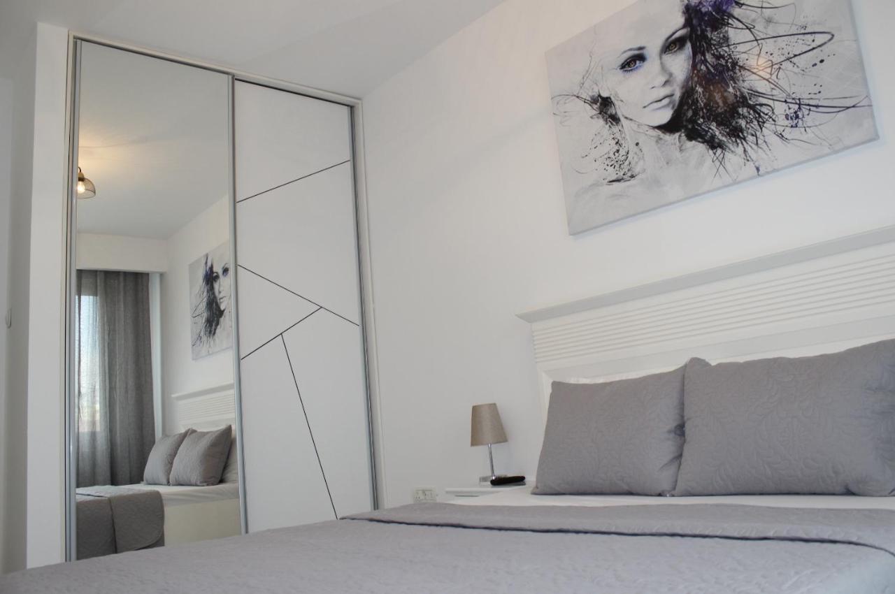 Hotel de apartamente Luxury Center - Romana Bucureşti
