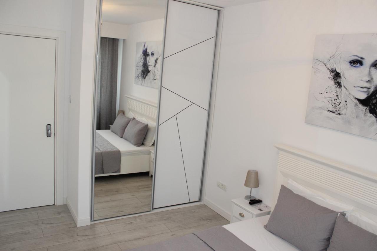 Luxury Center - Romana Hotel de apartamente *